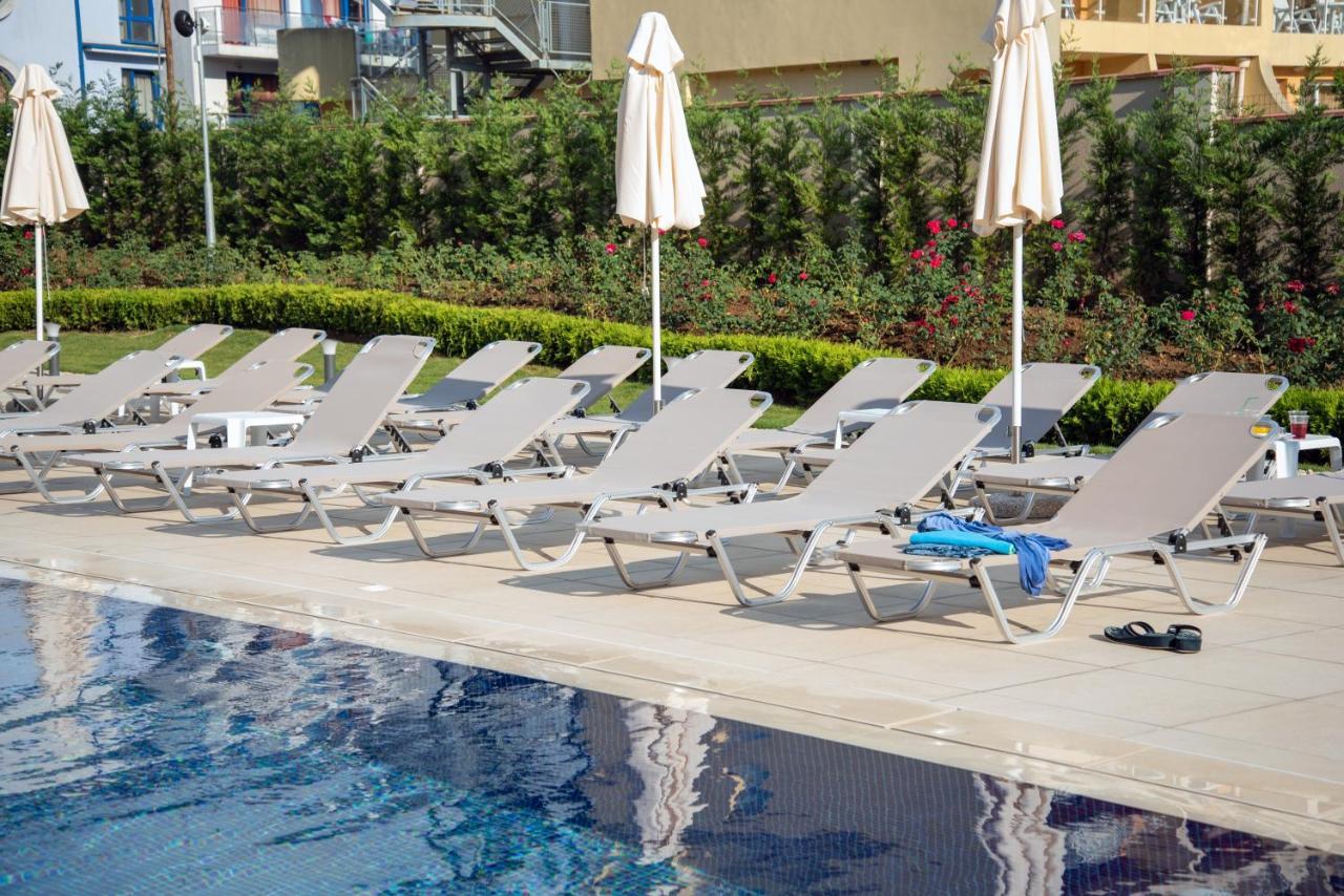 Belvedere Hotel 프리모르스코 외부 사진