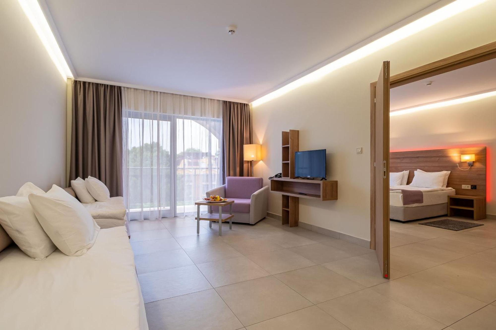 Belvedere Hotel 프리모르스코 외부 사진