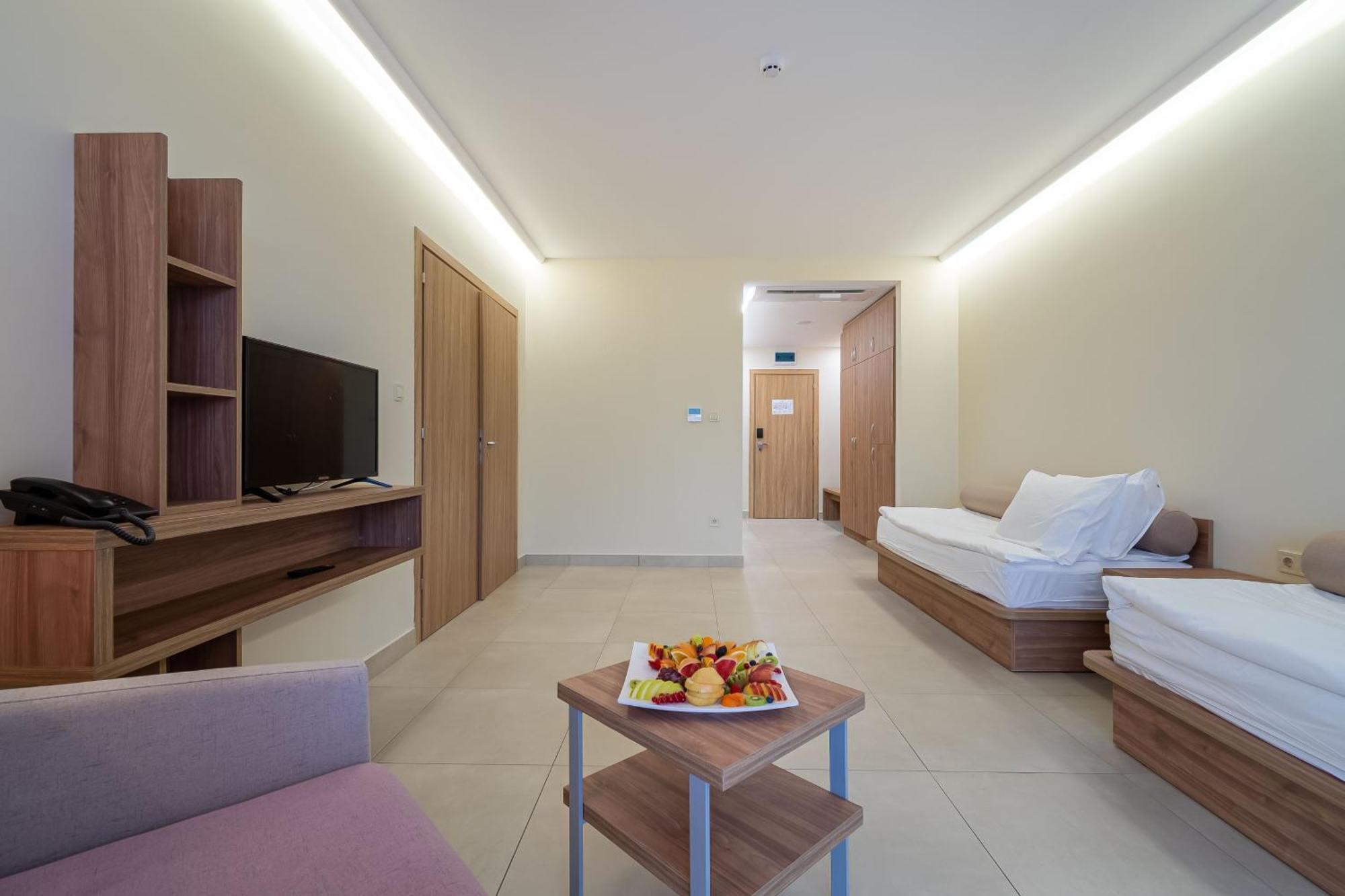 Belvedere Hotel 프리모르스코 외부 사진